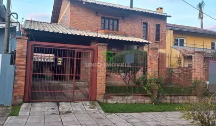 Residência na Zona Sul, com 4 Dormitórios, Suíte com Hidro,5 vagas 4 banheiros, Amplo Pátio
