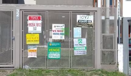 Residência de alto padrão com 3 quartos e 1 suíte no bairro Espírito Santo em Porto Alegre-RS, 170,70m².