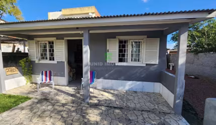 Casa para venda em Campo Novo, Porto Alegre-RS: 7 quartos, 4 salas, 4 banheiros, 4 vagas de garagem, 200m² - Imperdível!