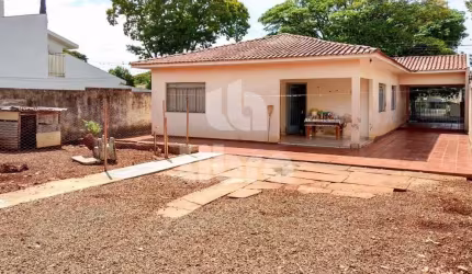 Casa à venda no Jardim Alvorada.