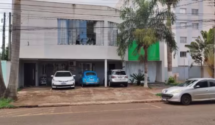 Prédio Residencial e Comercial A venda no Jardim Alvorada.