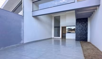 Casa a venda no bairro Jardim Tóquio.