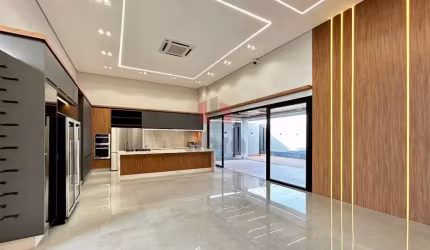 Casa de Alto Padrão a venda no bairro Jardim Cidade Monções.