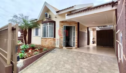 Casa a venda no bairro Borba Gato.