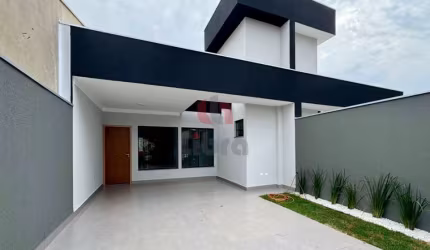 Casa a venda no bairro Porto Seguro II.