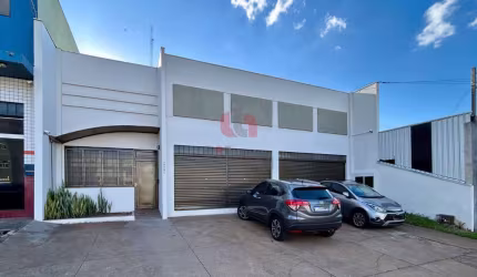 Barracão para alugar na Avenida Morangueira.