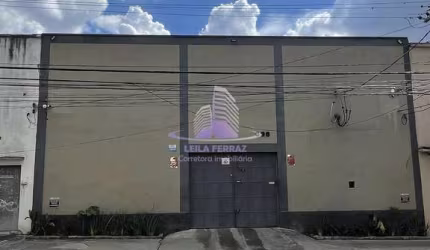 Prédio Comercial de 232m com escritório e fábrica