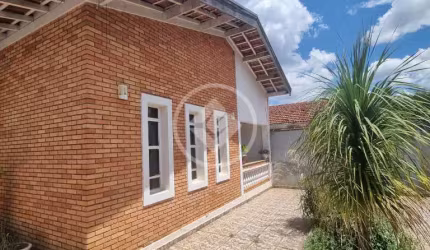 Casa de esquina no Parque Franceschini em Sumaré, com 180 m2, 3 dormitórios sendo 1 suíte. codigo: 109977