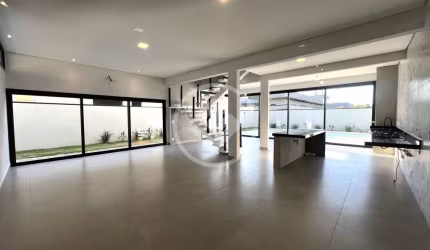 Casa recém finalizada, no Tamboré Jaguariúna codigo: 71765