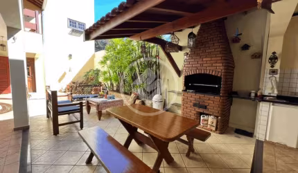 CASA - PARQUE RESIDENCIAL VERSAILLES - SUMARÉ codigo: 48358