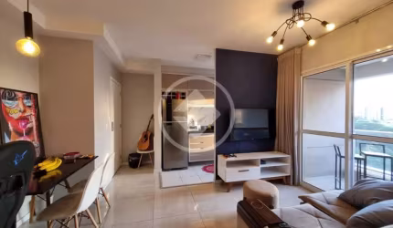 Apartamento Studio com 1 dormitório todo mibiliado. codigo: 103282