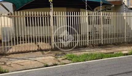 SOBRADO CENTRO NORTE DE VARZEA GRANDE, 3 QUARTOS, 1 SUITE, VAGA PARA 2 CARROS codigo: 54972
