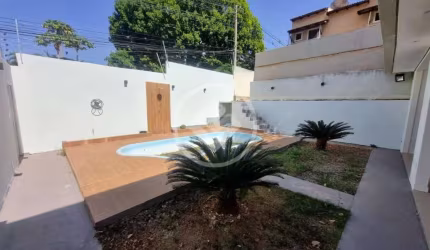 Vende-se Sobrado no Bairro Village Flamboyant - 436m² de terreno - 3 Quartos - Cuiabá MT - Valor: R$ 849.000,00 codigo: 107257