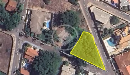 Vende-se terreno no Santa Rosa - Tamanho: 717,59 m² - Testada: 68 m - Cuiabá (MT) - Valor: R$ 435.000,00 codigo: 106962