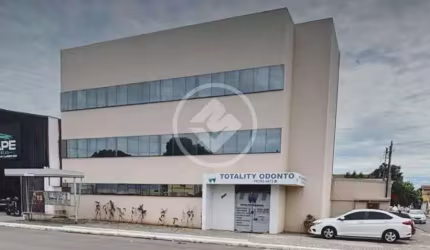 Vende-se Prédio Comercial no Cristo Rei em Várzea Grande (MT) - Terreno de 220 m² - 120 m² construído por andar (3 andares) - Valor: R$ 2.900.000,00 codigo: 107223