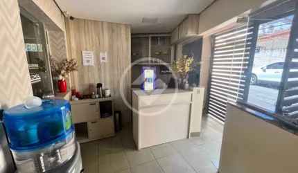 Lindo salão de beleza no bairro Duque de Caxias, completo, com mais de 5.000 clientes cadastrados, sala anexa comercial e no subsolo duas casas perfeitas para Airbnb. codigo: 104875