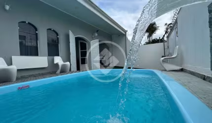 Casa a Venda na Enseada - Guarujá- SP, á 150 mtr da Praia. codigo: 99582