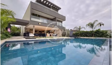 Casa com 8 Suítes no Módulo 12 da Riviera codigo: 93044