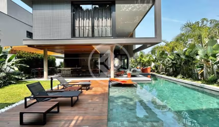 Casa com 6 Suítes no Módulo 17 da Riviera codigo: 93079