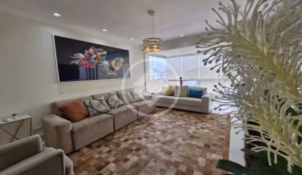 LINDO APARTAMENTO REFORMADO PERTINHO DA PRAIA - PITANGUEIRAS GUARUJÁ SP codigo: 108756
