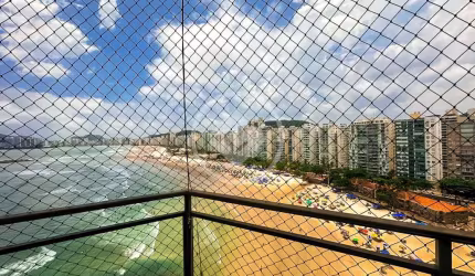 Apartamento de Alto Padrão Frente ao Mar - Pitangueiras, Guarujá codigo: 97668