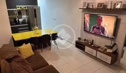Casa sobreposta baixa com 2 Dorms, 2 WC (1 suíte), mobiliada com espaço gourmet! codigo: 110382
