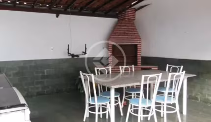 Casa Médio Padrão Bairro Bom Retiro codigo: 97144