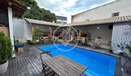 Casa de 360m2 no Bairro Cidade Nobre codigo: 105140