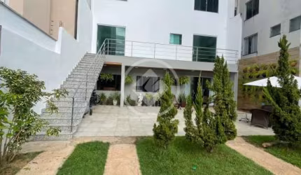 DUAS CASAS EM LOTE DE 600 M2 codigo: 115705