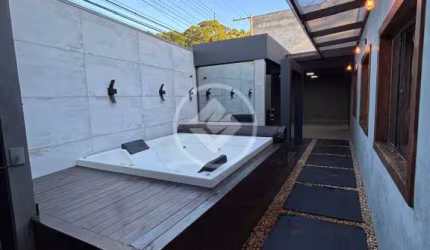 Casa com Hidro, sauna e academia completa. codigo: 119147