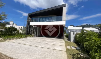 Cond.: Residencial Horizontal Bairro: Praia Brava de Itajaí Valor: R$ 6.200.000,00 codigo: 27559