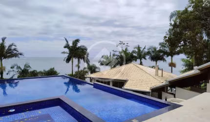 Casa de alto padrão na praia de Taquaras codigo: 105942