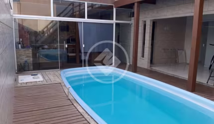 Casa a venda no Centro de Navegantes - R$ 850mil codigo: 113397