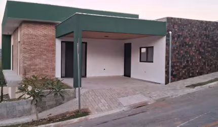 Casa de esquina, vista livre, moderna em finalização de acabamento, com 4 dormitórios, sendo 2 suítes, cozinha integrada com área gourmet e bem iluminada. A casa ideal para sua família. codigo: 109567