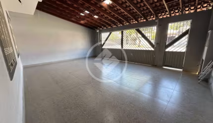 Locação de excelente casa no Jardim Santa Maria, Jacareí. Com 180m2, a casa possui 3 quartos, sendo um suíte codigo: 115330