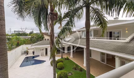 CASA LUXUOSA EM ESTILO CLÁSSICO NO CONDOMINIO AQUARIUS II COM MAIS DE MIL METROS codigo: 116954