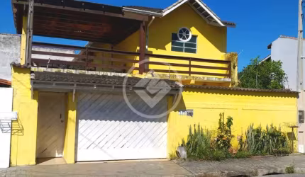 CASA PERFEITA A 100 METROS DA PRAIA codigo: 118413