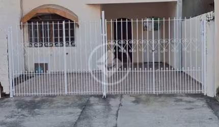Sobrado com 3 dormitórios no bairro Jardim Ismênia codigo: 120976