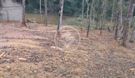 Terreno próximo ao campo de Buenos Aires em Guarapari , excelente oportunidade de negocio em uma região onde vai ter um dos maiores investimentos nos próximos anos. codigo: 95124