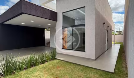 Casa ampla com 03 quartos, sendo 01 suíte disponível. codigo: 100417