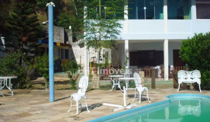 Excelente Duplex no Condominio : Sitio das Acacias / Maria Paula