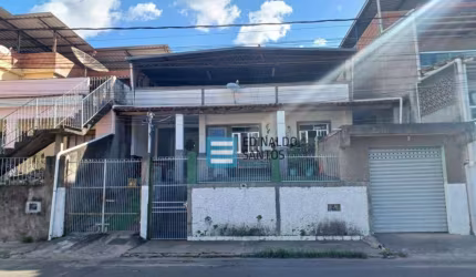 Casa com 3 dormitórios à venda, 160 m² por R$ 420.000,00 - São Judas Tadeu - Juiz de Fora/MG