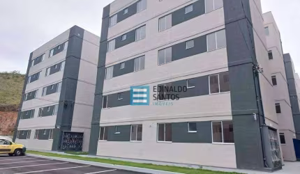 Condomínio Jacarandá, Nova era, apto de 2/4, locação R$ 970,00 com taxas inclusas, cond. com lazer completo