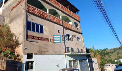 Apartamento com 4 dormitórios à venda, 300 m² por R$ 500.000,00 - Santa Cruz - Juiz de Fora/MG