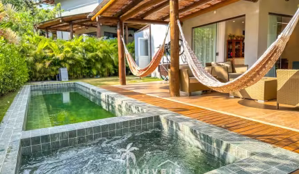 Casa à venda Praia do Forte em Condomínio 3/4 Duplex