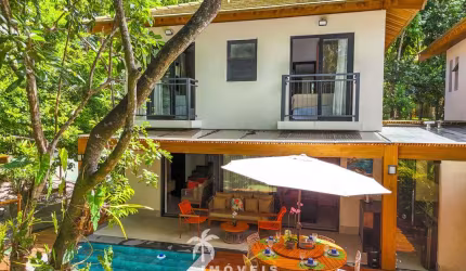 Casa à Venda em Praia do Forte Alto Padrão