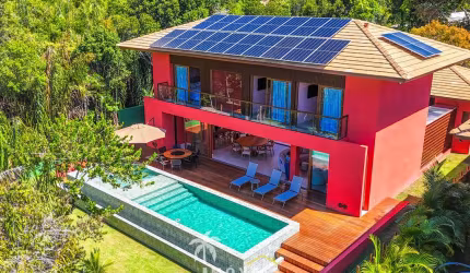 Casa à Venda Alto Padrão em Condomínio Praia Do Forte