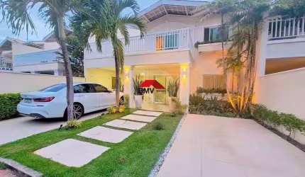 Casa em condomínio fechado com 5 quartos à venda na Rua Teatrólogo Silvano Serra, 570, de Lourdes, Fortaleza por R$ 2.700.000