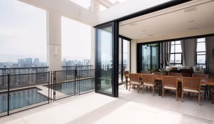 Apartamento Cobertura Triplex com Elevador e Piscina Privativos - Condomínio Resort