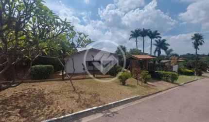 Casa térrea à venda no Condomínio Vista Alegre Sede em Vinhedo/SP codigo: 47839